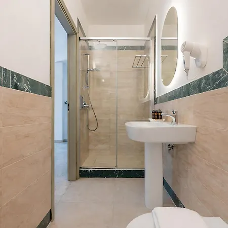 Molo Angioino Apartment *